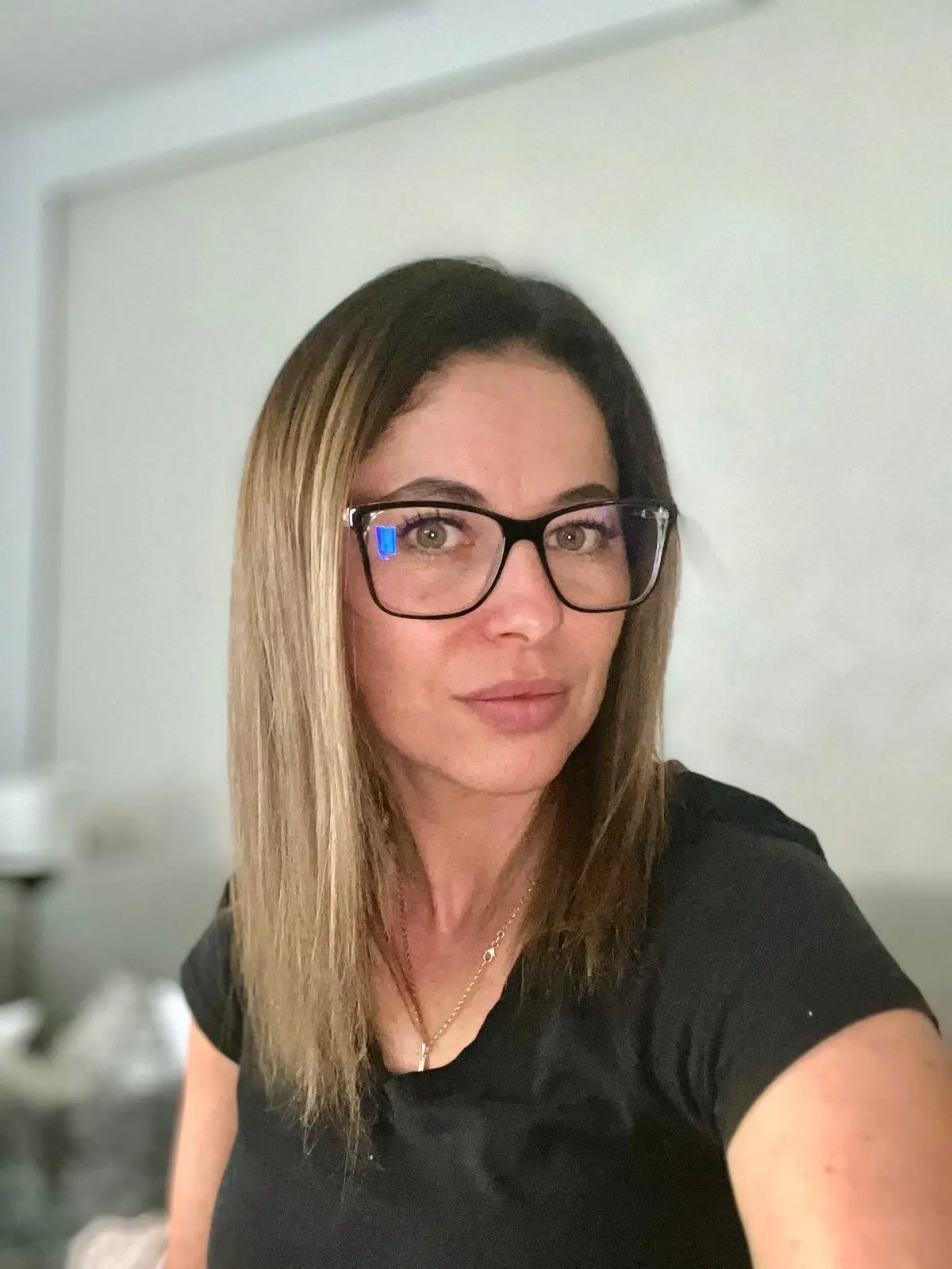 Romana Marešová, specialistka kontroly kvality EU-NÁBYTEK.cz