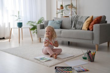 Nábytek pro domácnosti s malými dětmi: co je praktické a bezpečné?