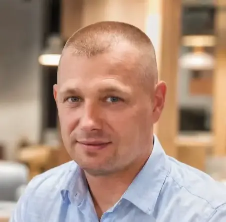 Sven Hanslian, majitel